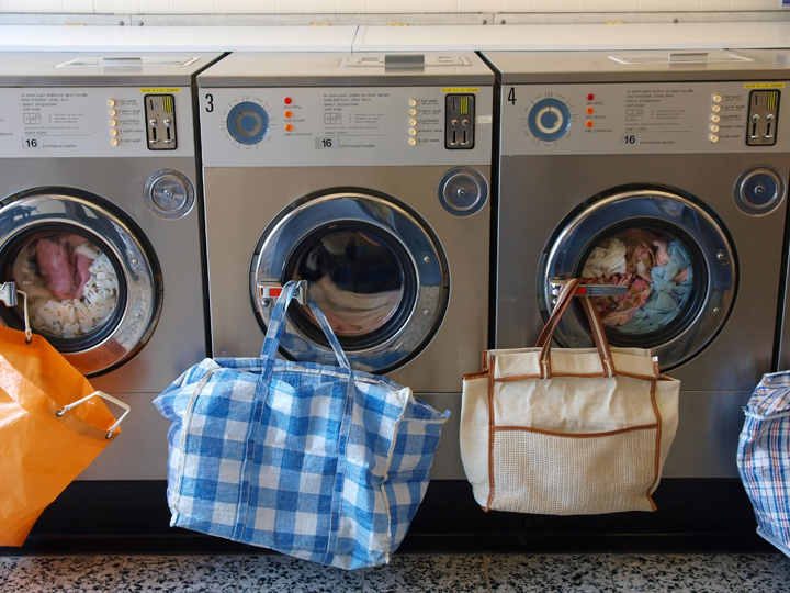 laundry_shutterok